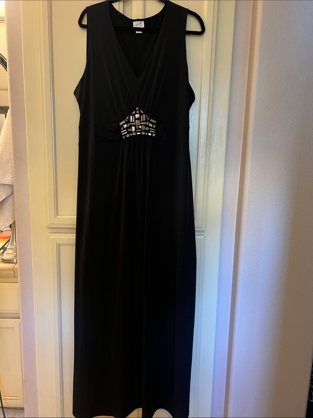 Jaclyn Smith Black Sleeveless Maxi Dress with Beaded Waist Panel
